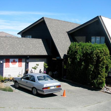 Fireflies Bed & Breakfast Campbell River Ngoại thất bức ảnh